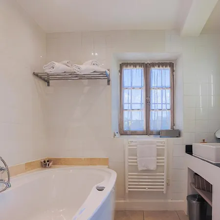 Du Clos Hotel Le Rouret