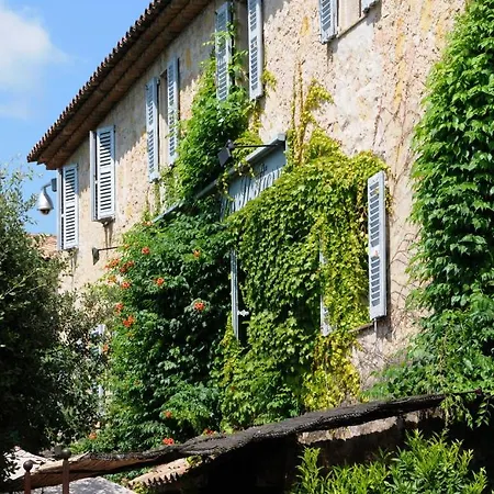 Du Clos