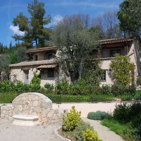 Du Clos Hotel 3*
